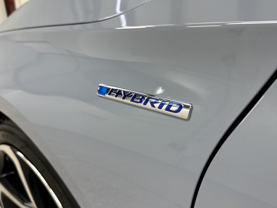 Roberts Auto Sales 2022 Honda Accord Hybrid 