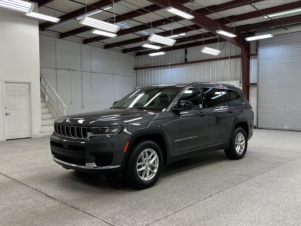 Roberts Auto Sales 2021 Jeep Grand Cherokee L 