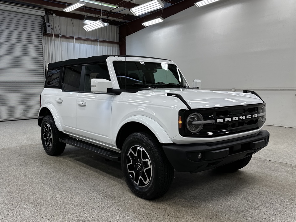 2021 Ford Bronco - Roberts