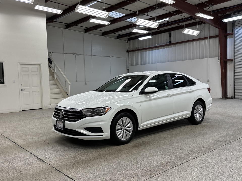 Roberts Auto Sales 2019 Volkswagen Jetta 