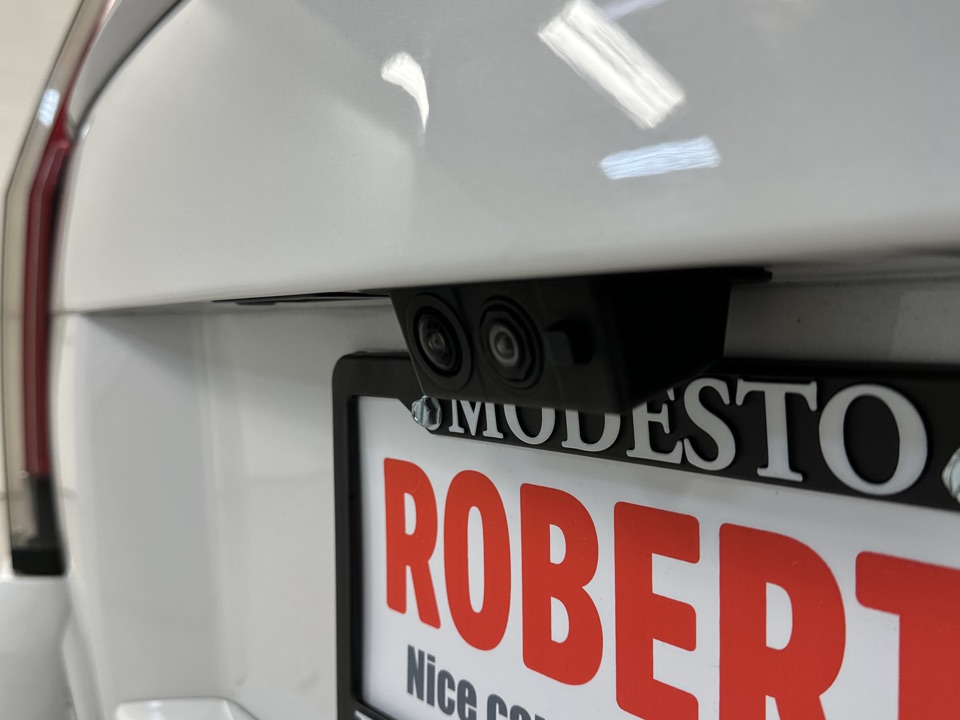 2019 Cadillac Escalade ESV - Roberts
