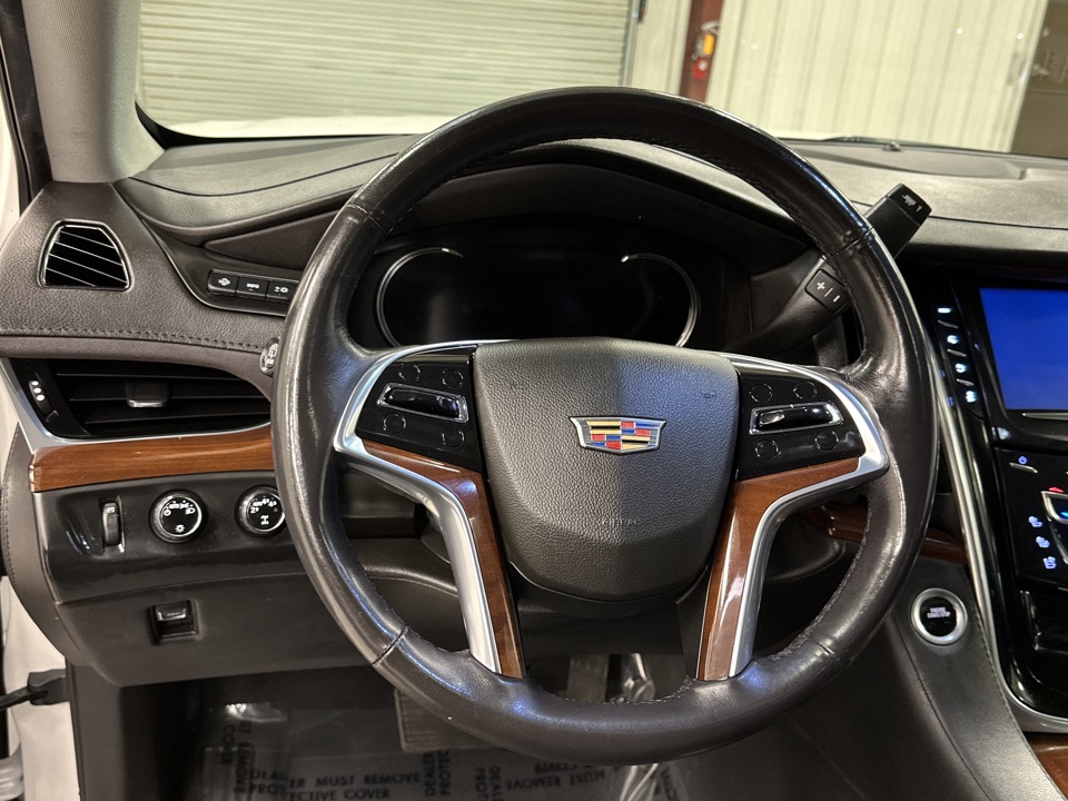 2019 Cadillac Escalade ESV - Roberts
