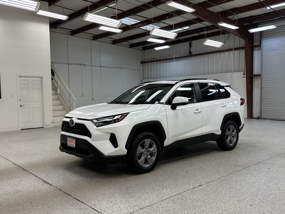 Roberts Auto Sales 2022 Toyota RAV4 Hybrid 