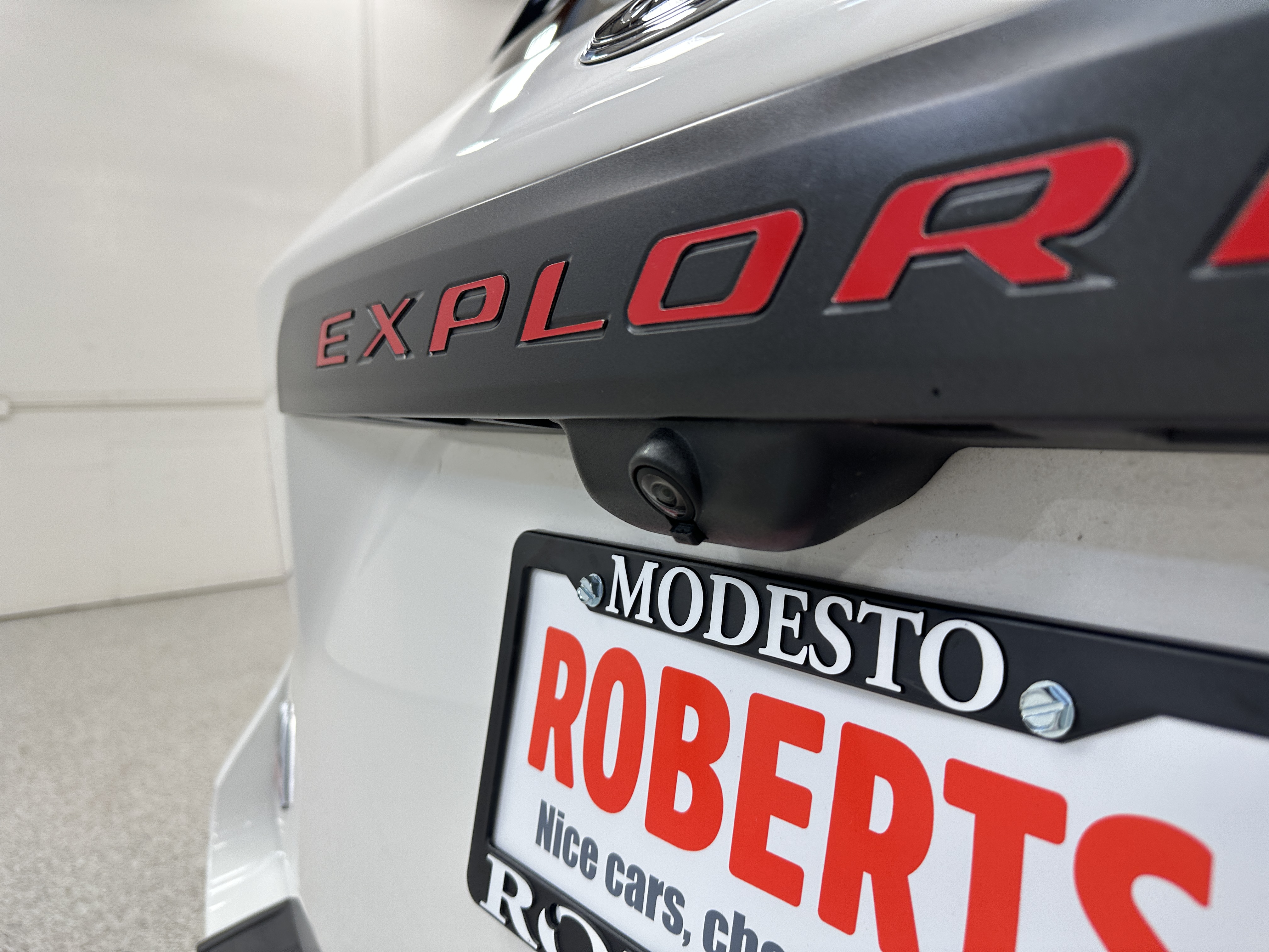 2022 Ford Explorer - Roberts