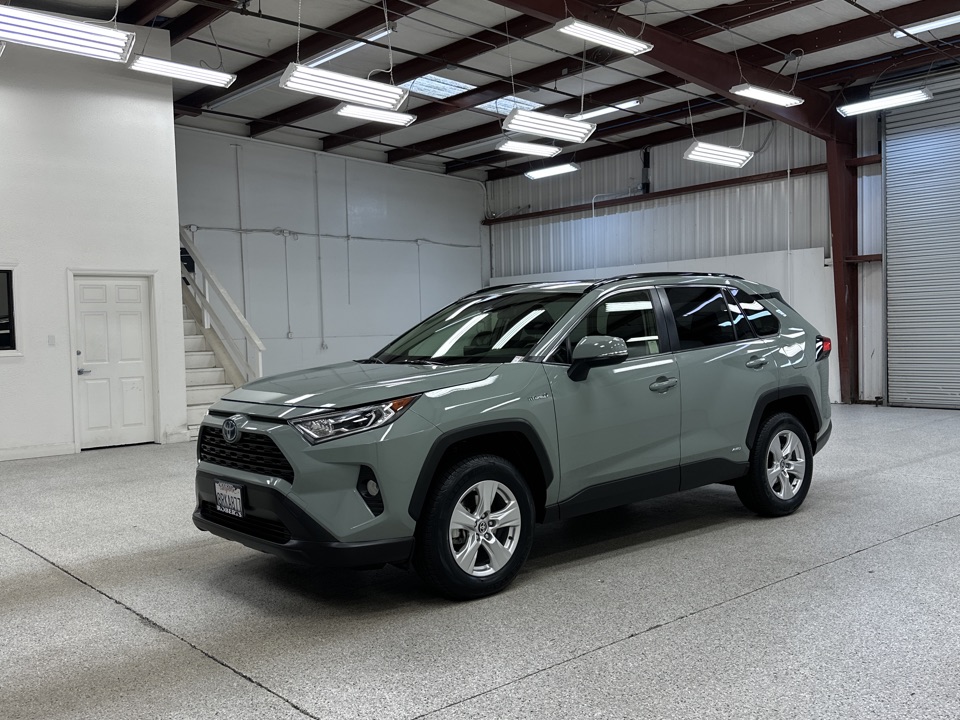 Roberts Auto Sales 2020 Toyota RAV4 Hybrid 