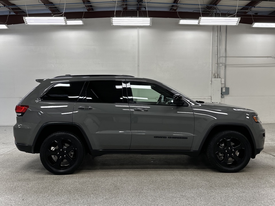 2019 Jeep Grand Cherokee - Roberts