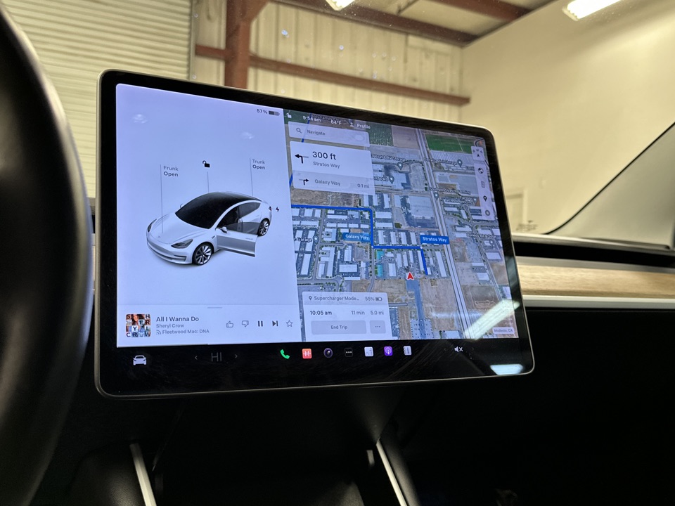 2018 Tesla Model 3 - Roberts
