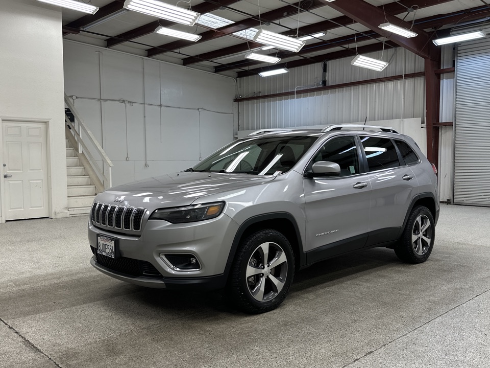 2019 Jeep Cherokee - Roberts