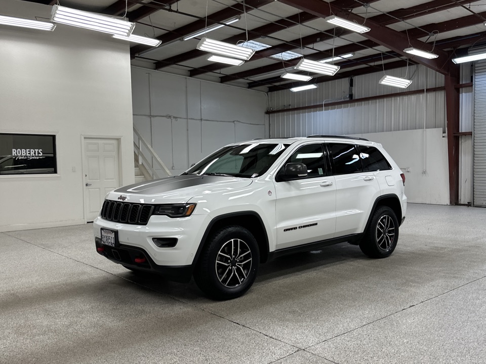 2020 Jeep Grand Cherokee - Roberts