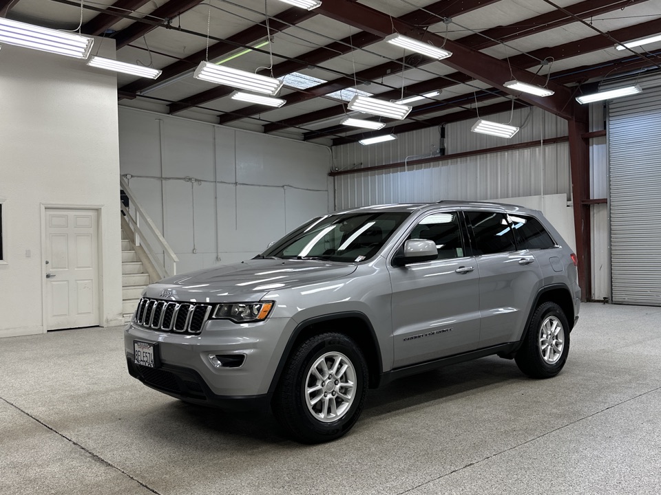 Roberts Auto Sales 2018 Jeep Grand Cherokee 