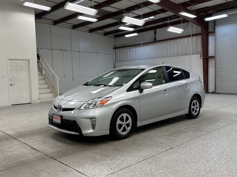 Roberts Auto Sales 2015 Toyota Prius 