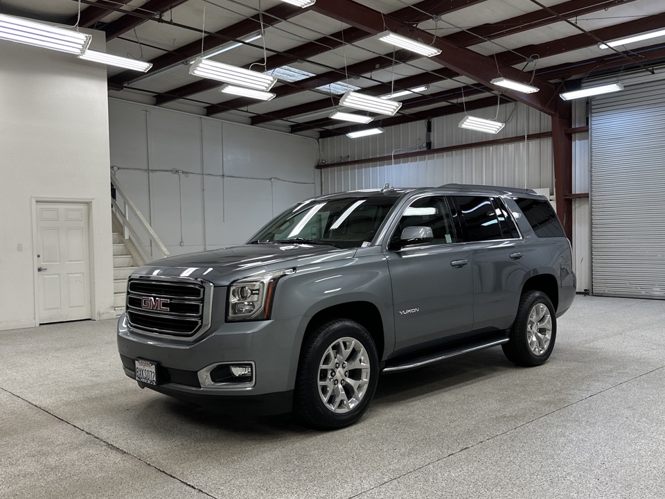Roberts Auto Sales 2019 GMC Yukon 
