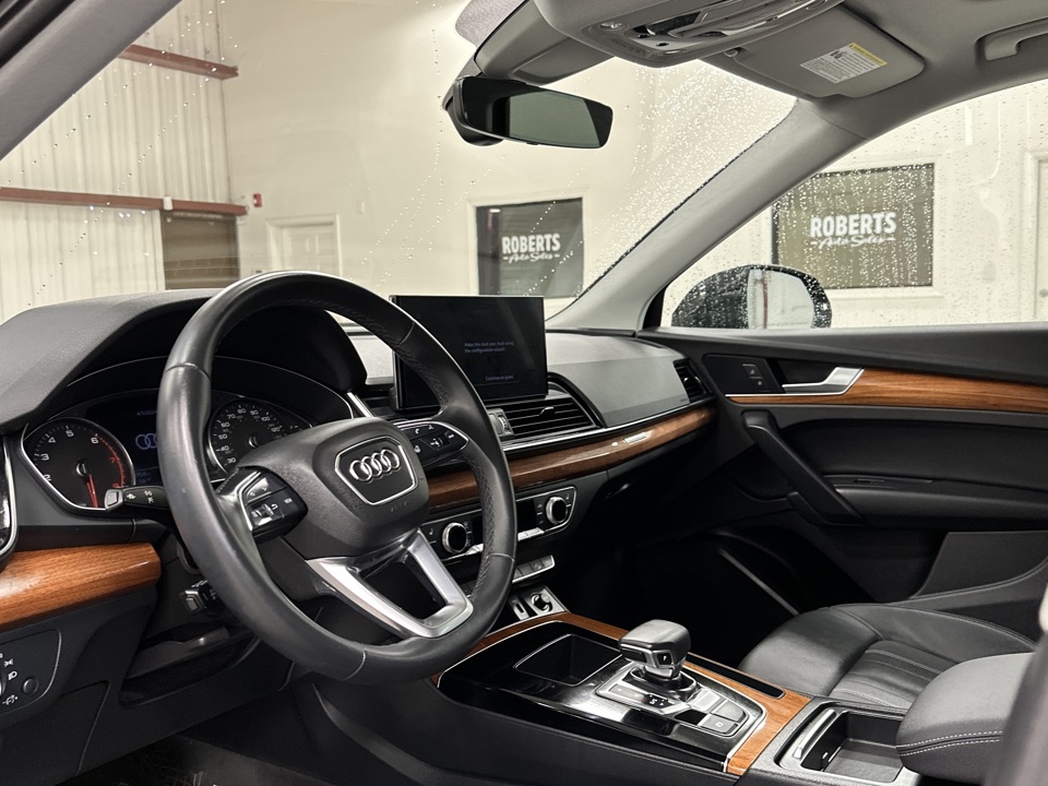 2021 Audi Q5 - Roberts