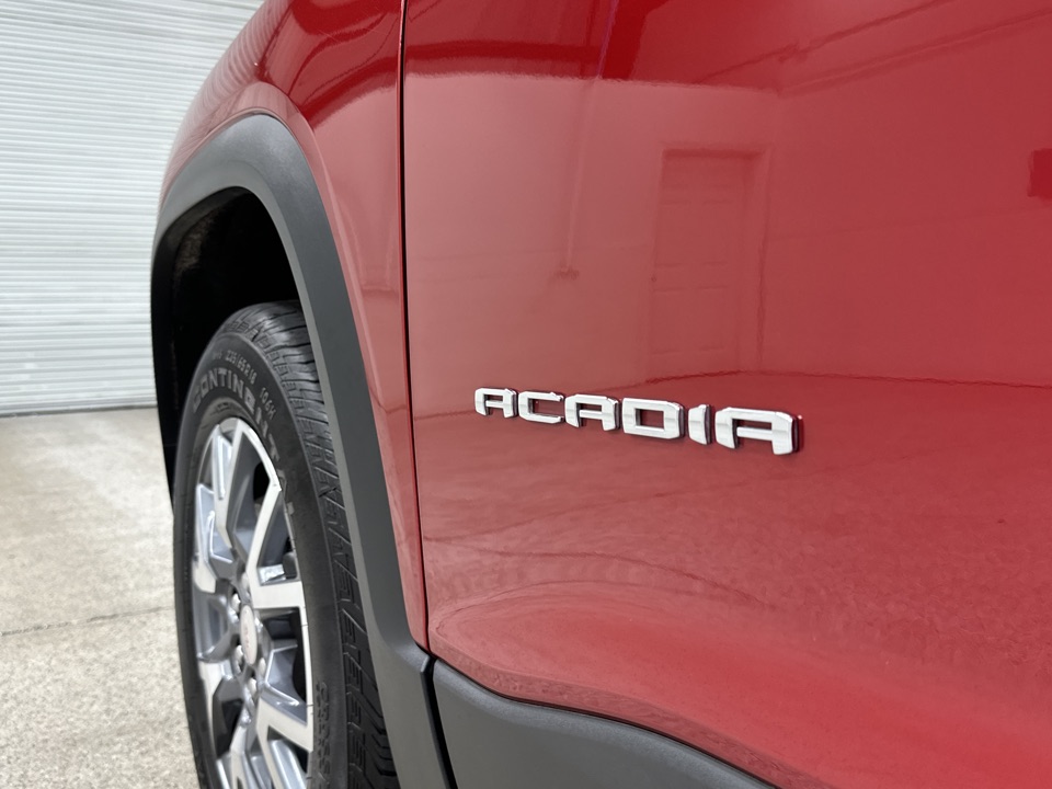 Roberts Auto Sales 2023 GMC Acadia 