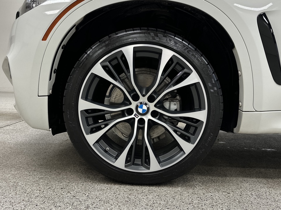 Roberts Auto Sales 2018 BMW X6 