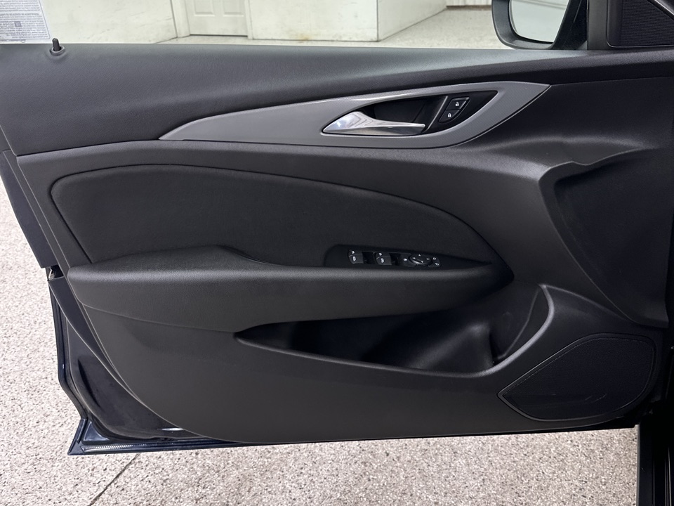 2018 Buick Regal Sportback - Roberts