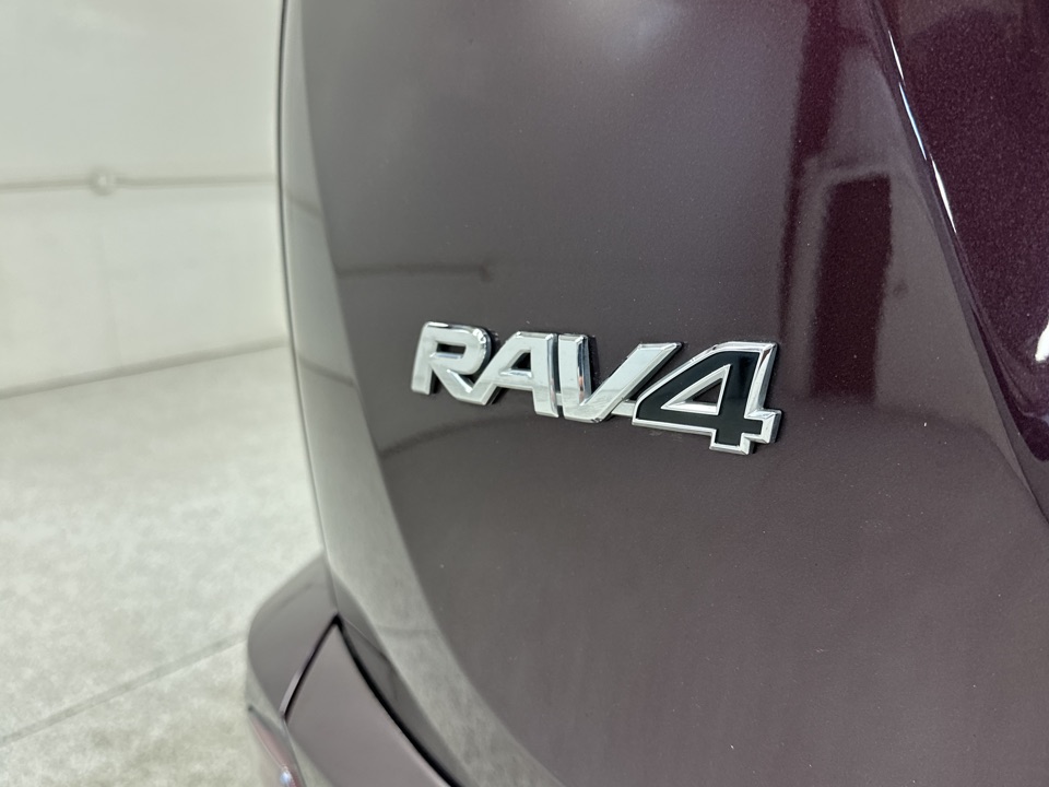 2017 Toyota RAV4 - Roberts