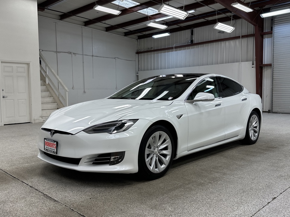 Roberts Auto Sales 2018 Tesla Model S 
