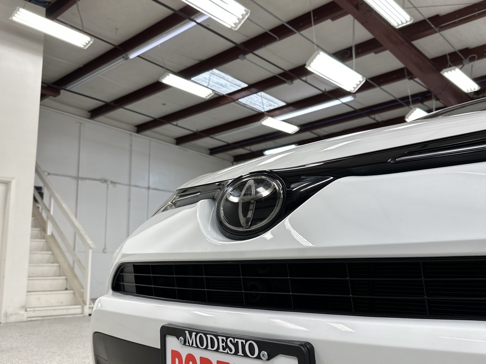 2018 Toyota RAV4 - Roberts