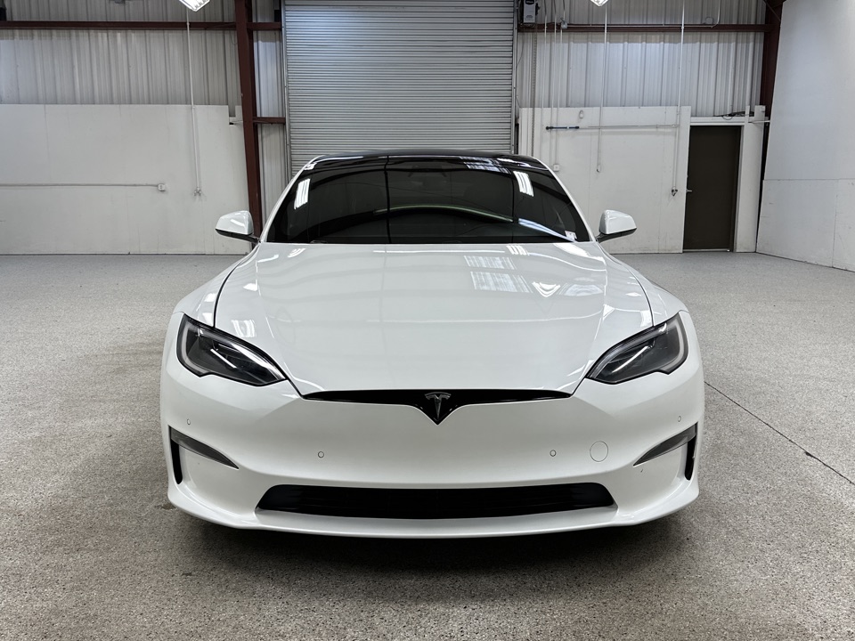 2022 Tesla Model S - Roberts