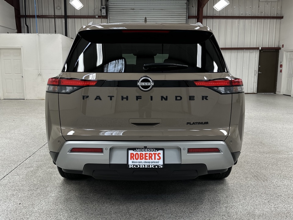 2023 Nissan Pathfinder - Roberts