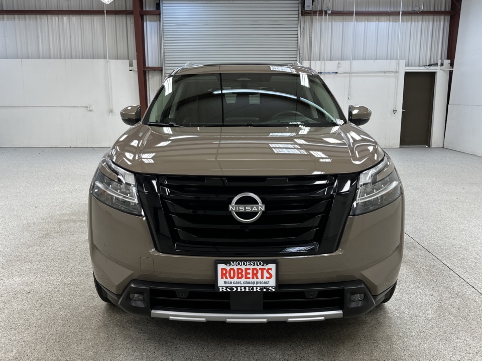 2023 Nissan Pathfinder - Roberts