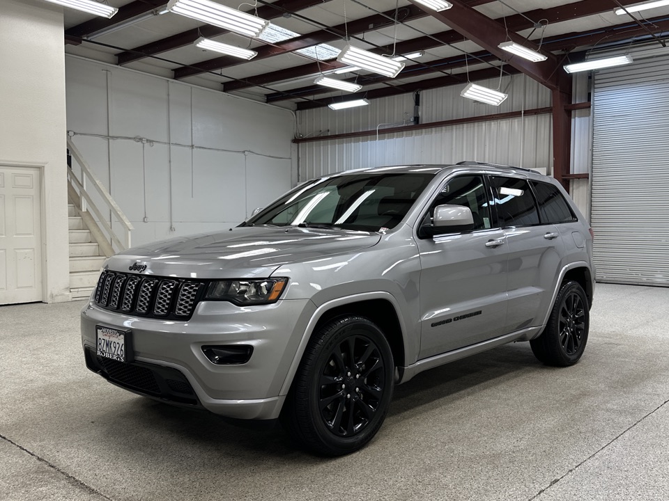 Roberts Auto Sales 2019 Jeep Grand Cherokee 