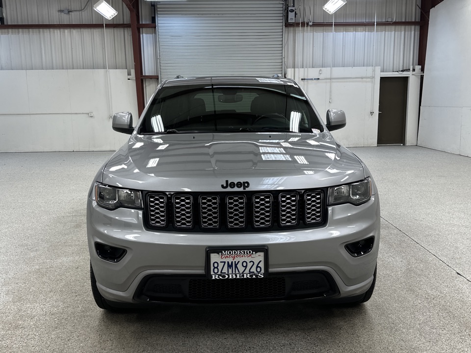 2019 Jeep Grand Cherokee - Roberts