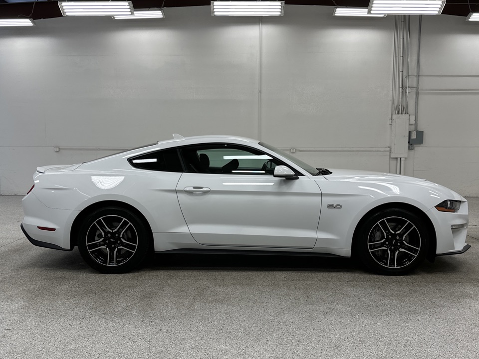 2021 Ford Mustang - Roberts