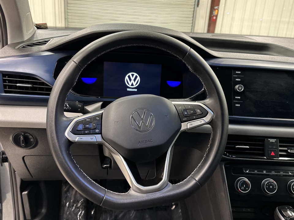 2022 Volkswagen Taos - Roberts