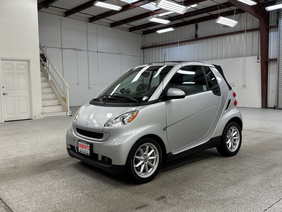 Roberts Auto Sales 2008 Smart fortwo 