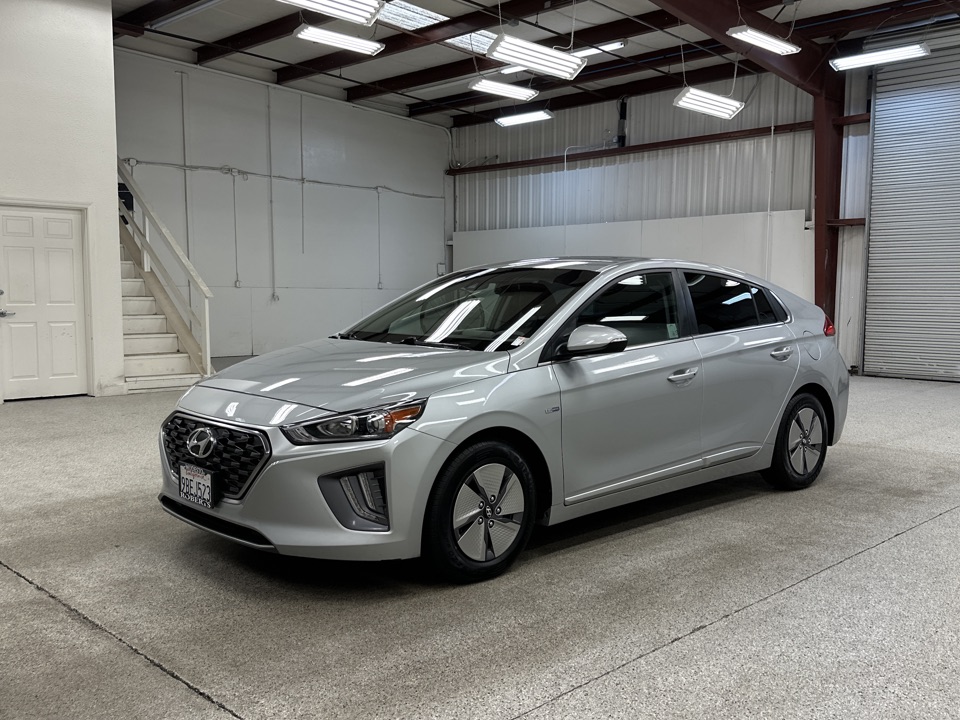 Roberts Auto Sales 2020 Hyundai IONIQ Hybrid 