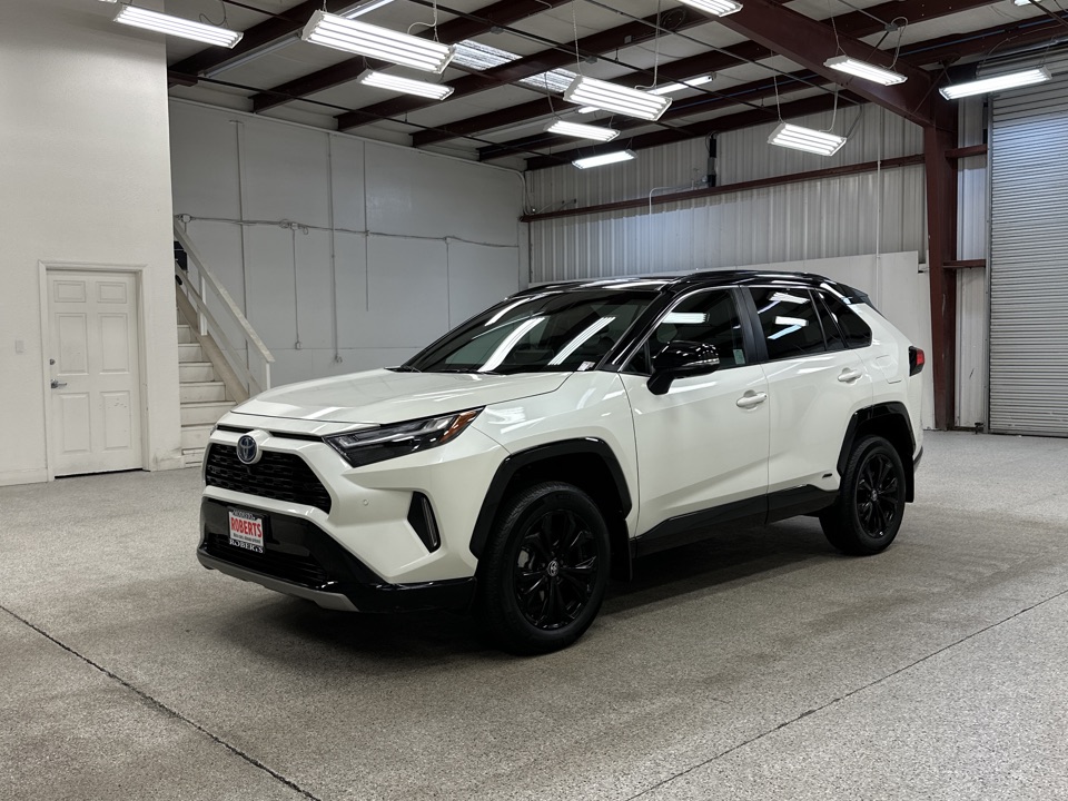 Roberts Auto Sales 2022 Toyota RAV4 Hybrid 