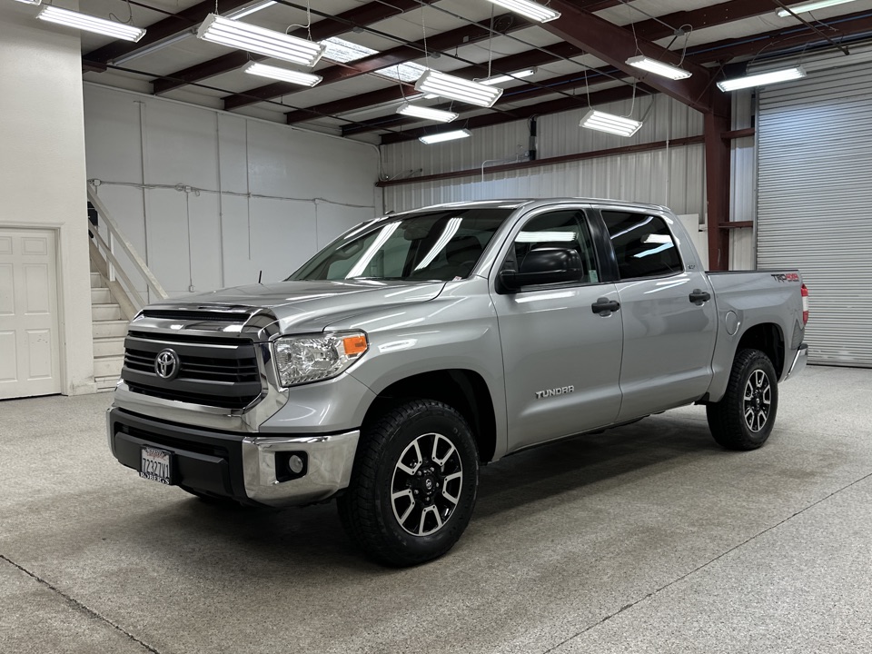 Roberts Auto Sales 2015 Toyota Tundra 